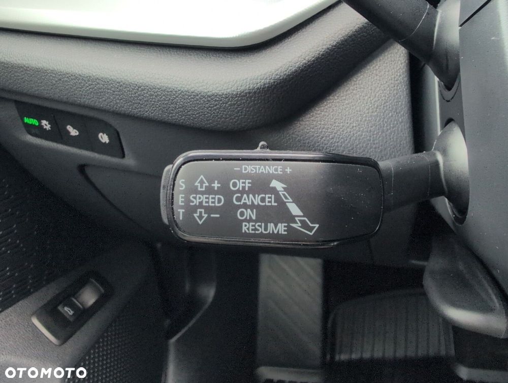 Skoda Octavia 1.5 TSI mHEV Selection DSG - 26