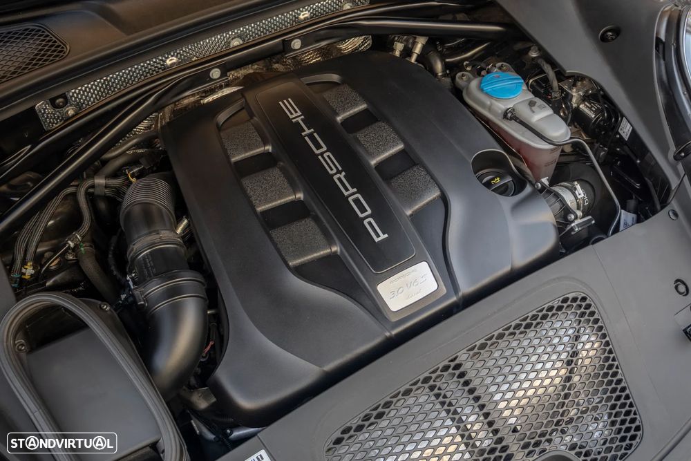 Porsche Macan S - 5