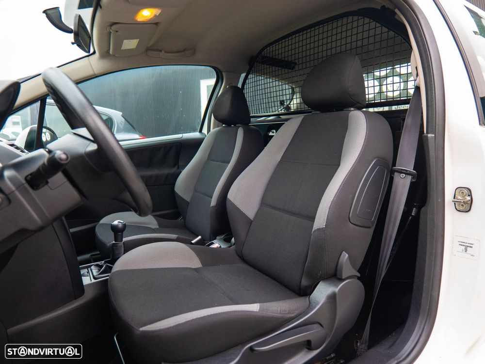 Peugeot 207 1.4 HDi Urban - 22