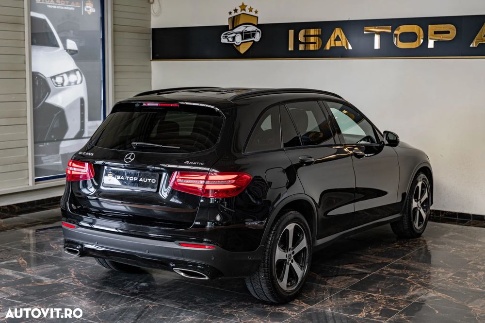 Mercedes-Benz GLC 250 4MATIC 9G-TRONIC AMG Line - 16