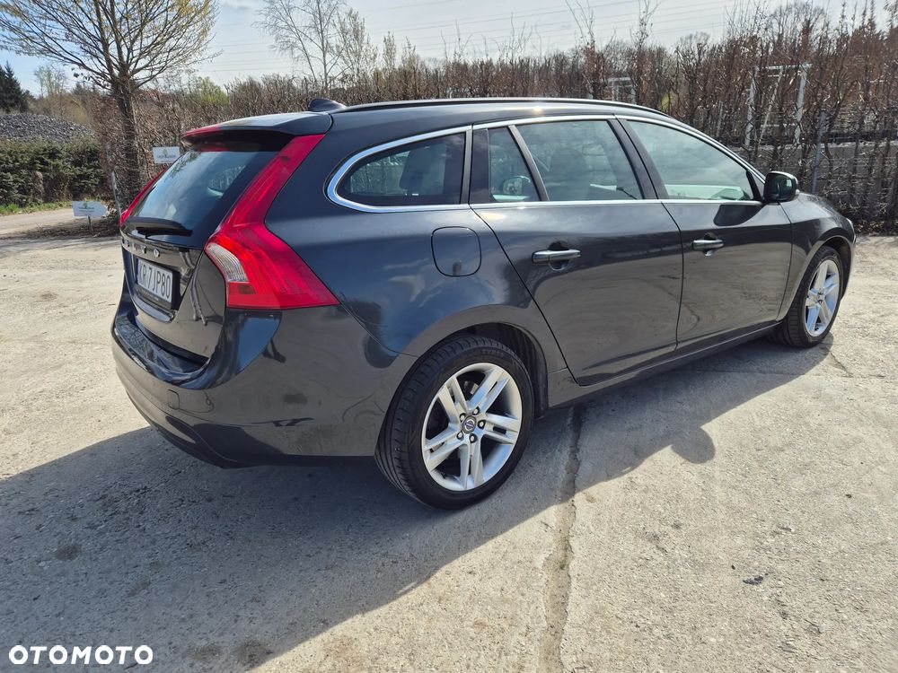 Volvo V60 D4 Edition Pro - 6