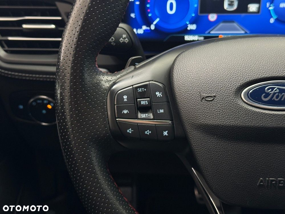 Ford Focus - 23