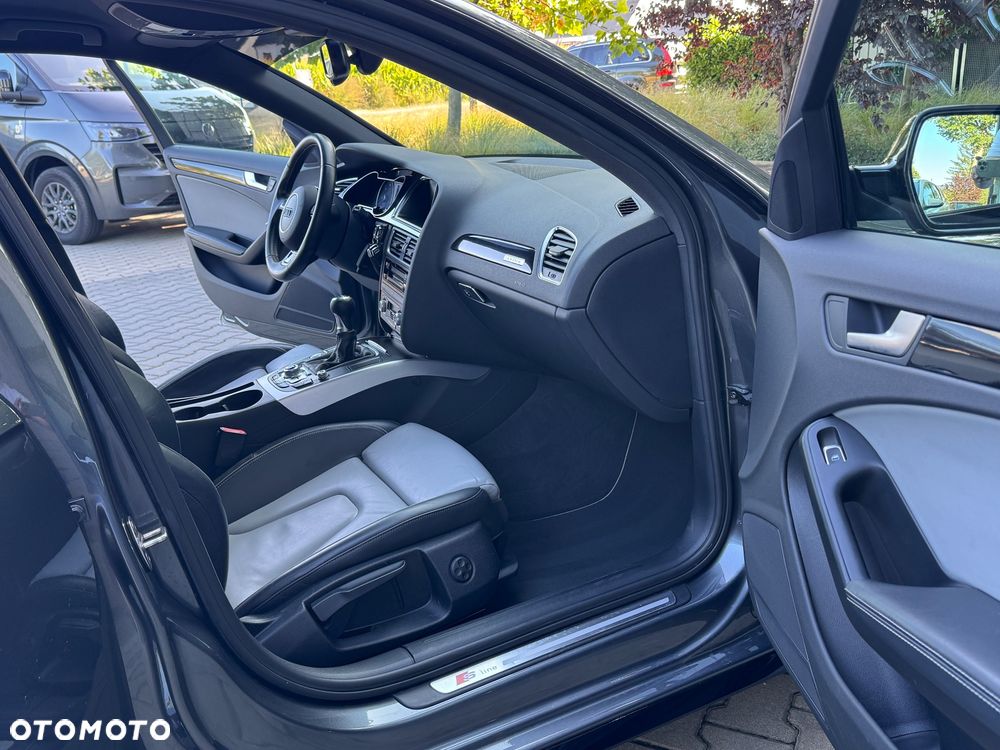 Audi A4 Avant 2.0 TDI DPF clean diesel quattro S line Sportpaket - 28