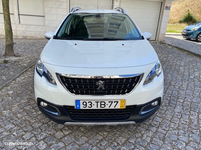Peugeot 2008 1.2 VTi Allure - 2