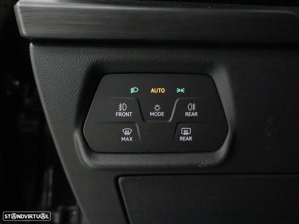 Cupra Leon ST 1.5 eTSI MID DSG - 16