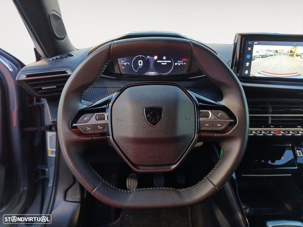 Peugeot 2008 1.2 PureTech Allure - 12