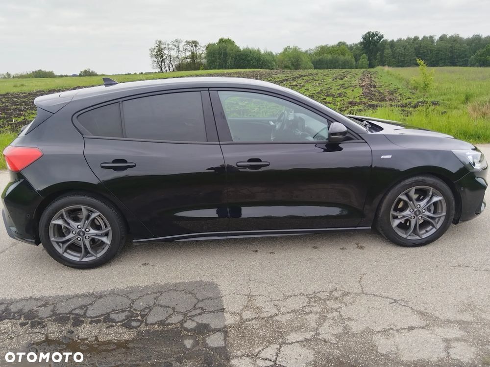 Ford Focus 1.5 EcoBlue Start-Stopp-System ST-LINE - 9
