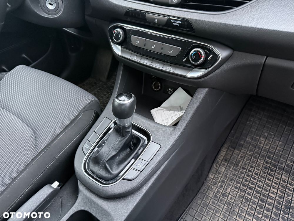 Hyundai i30 1.0 T-GDI Classic + DCT - 20