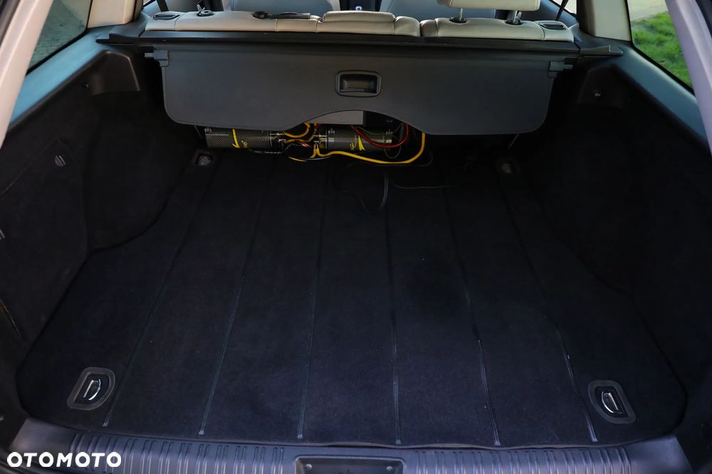 Ford Mondeo V6 ST 220 - 26