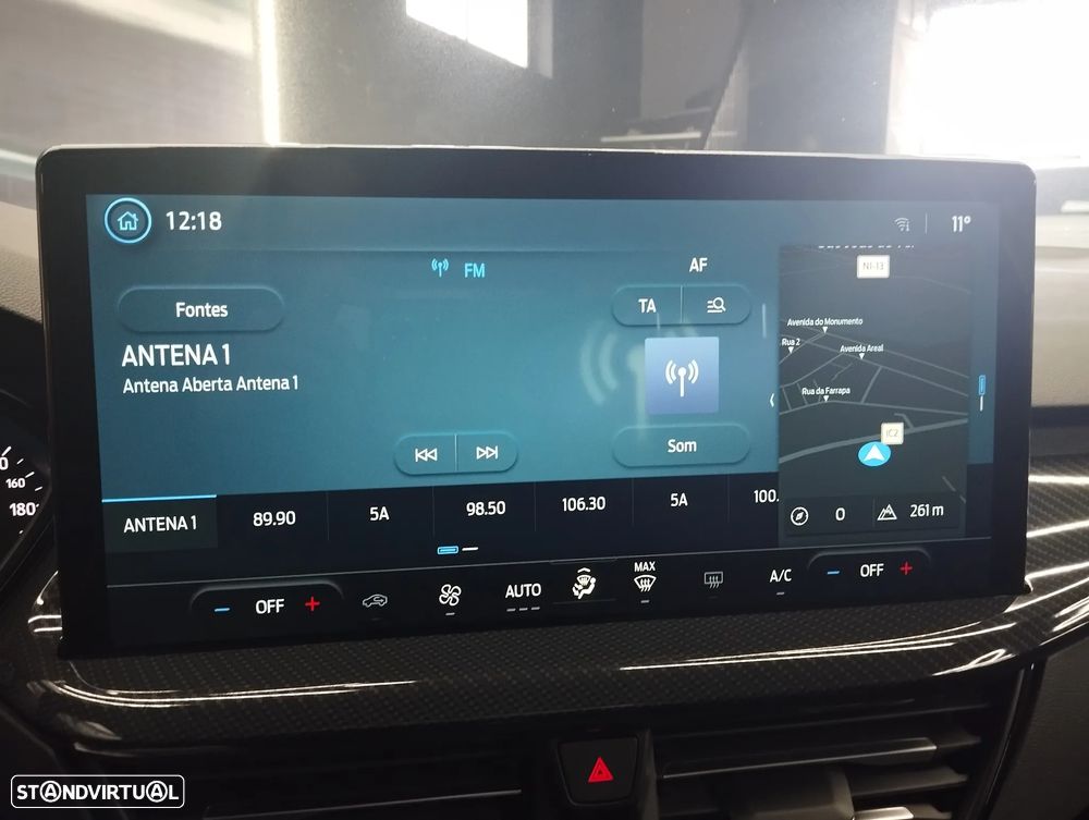 Ford Focus 1.0 EcoBoost MHEV ST-Line - 29