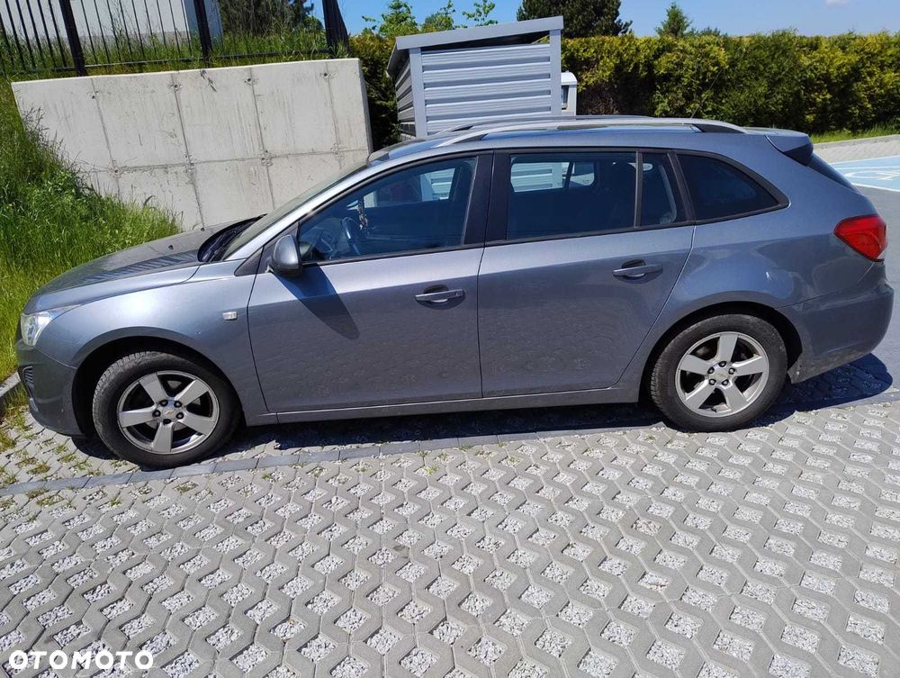 Chevrolet Cruze - 3