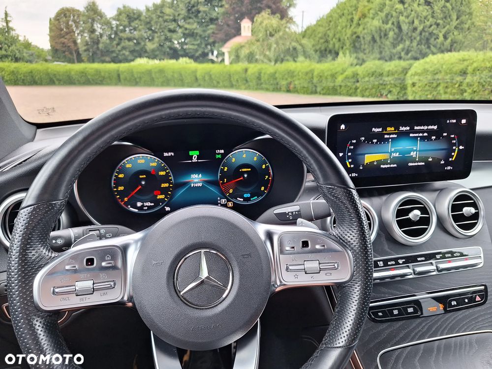 Mercedes-Benz GLC 200 4Matic 9G-TRONIC AMG Line - 39