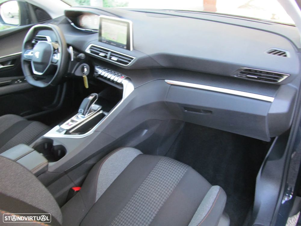 Peugeot 3008 PureTech 130 Stop & Start GPF EAT8 Active Business-Pack - 10