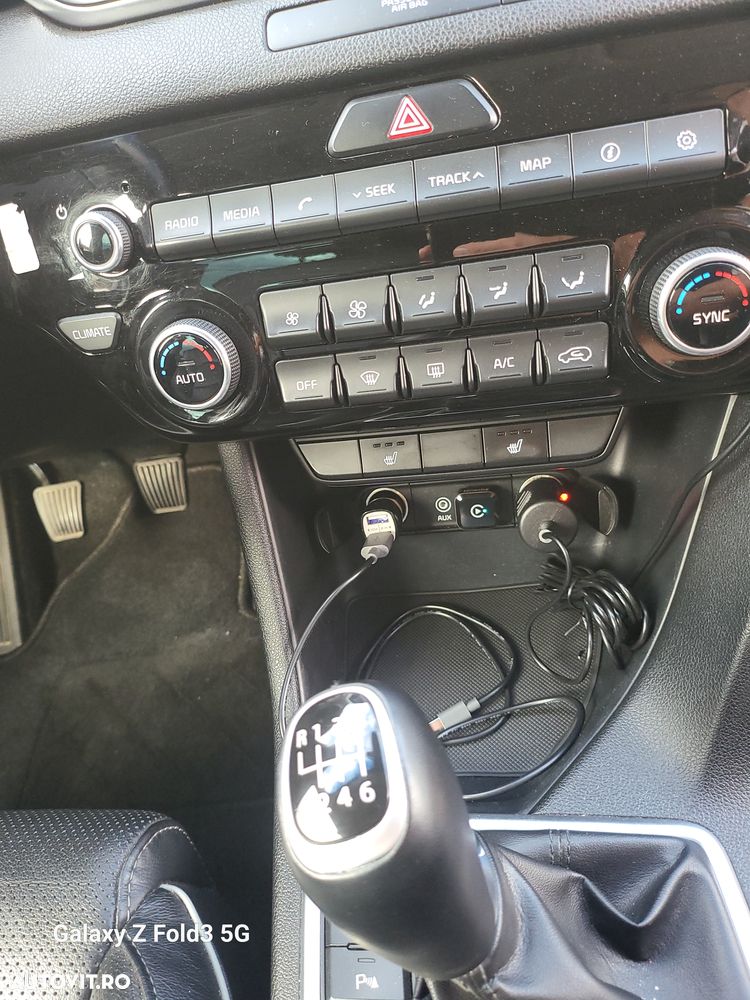 Kia Sportage 1.7 DSL 6MT 4x2 Style - 16