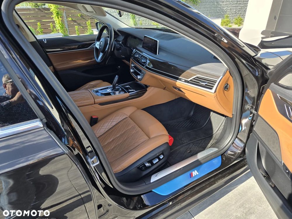 BMW Seria 7 750d xDrive - 9