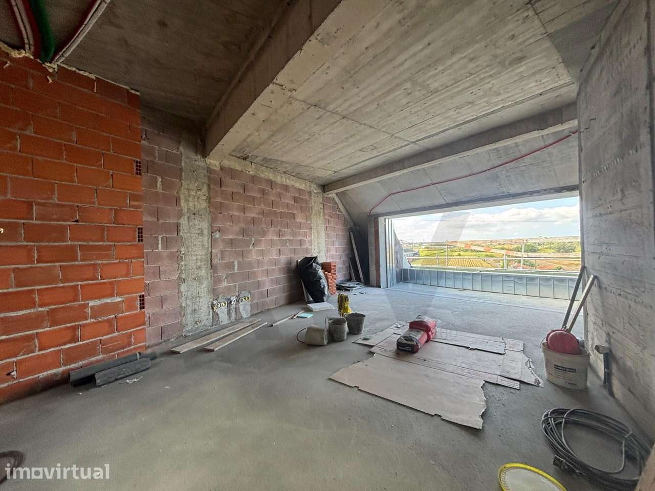 Apartamento T3 IMPLEX e 2 Lugares de Garagem - Grande imagem: 5/11