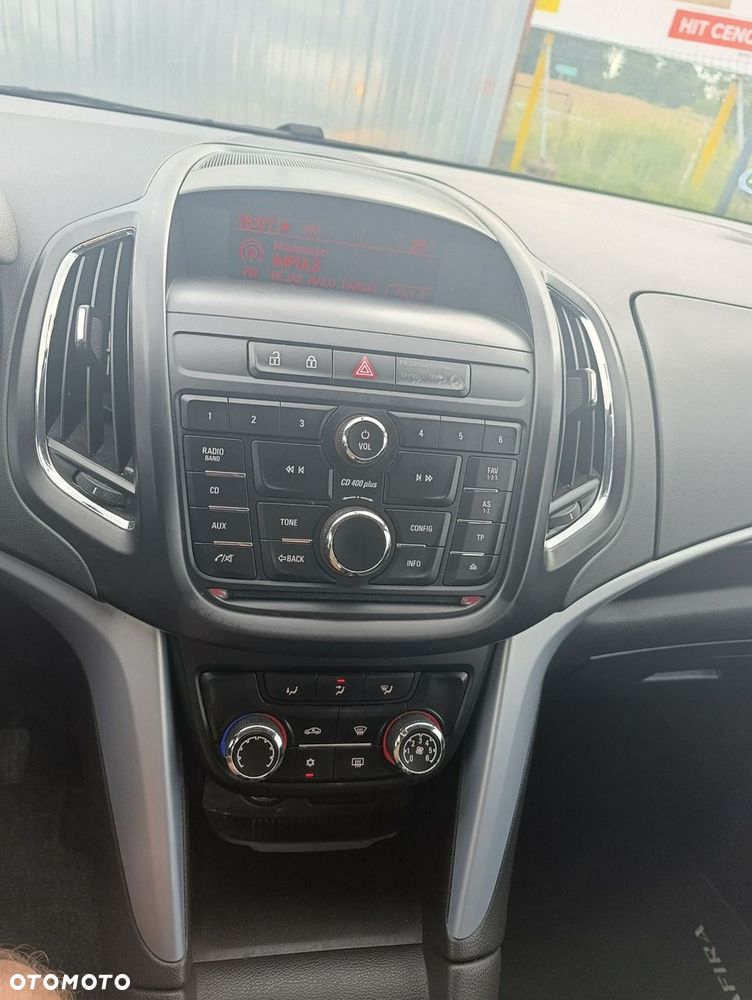 Opel Zafira - 19
