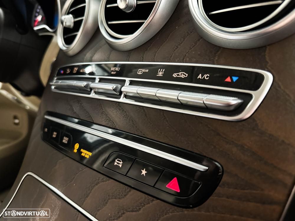 Mercedes-Benz GLC 300 de 4Matic 9G-TRONIC AMG Line - 38