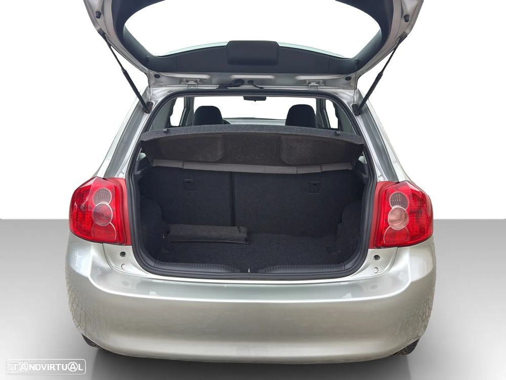 Toyota Auris 1.4 D-4D - 15