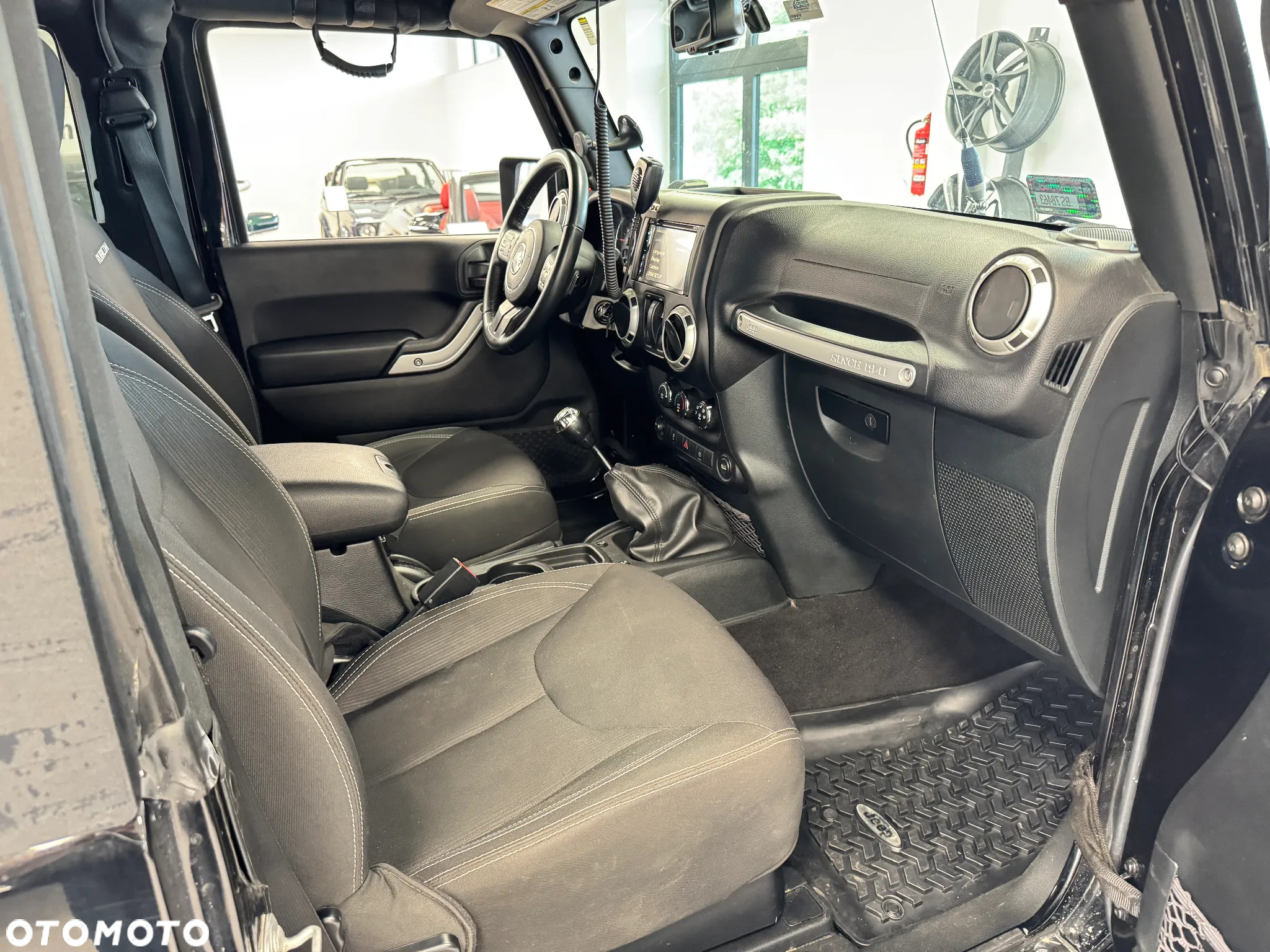 Jeep Wrangler - 6