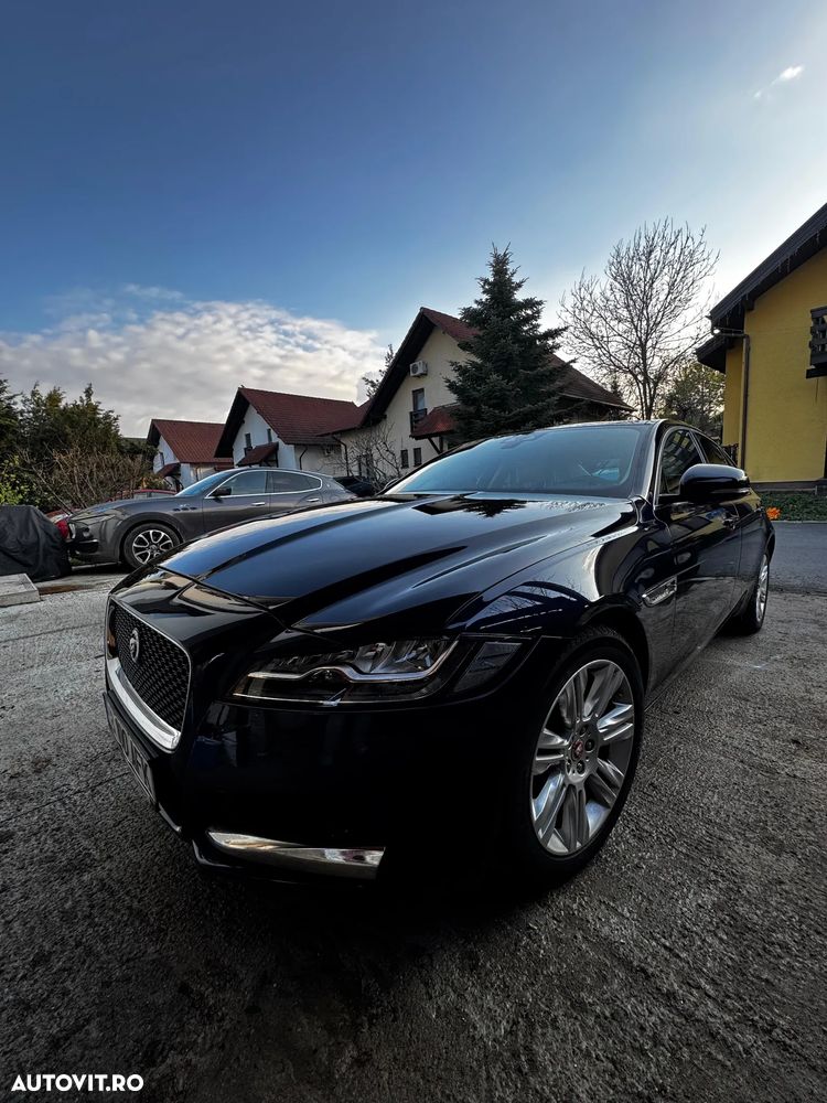 Jaguar XF 20d AWD Prestige - 26