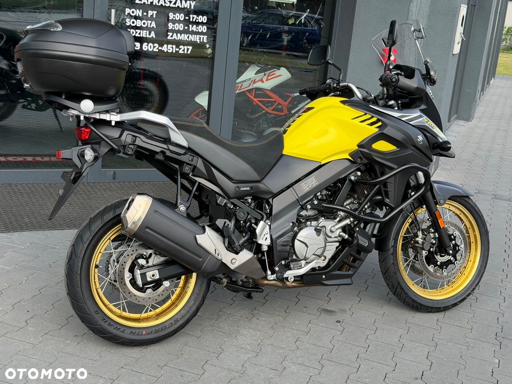 Suzuki V-STROM - 4
