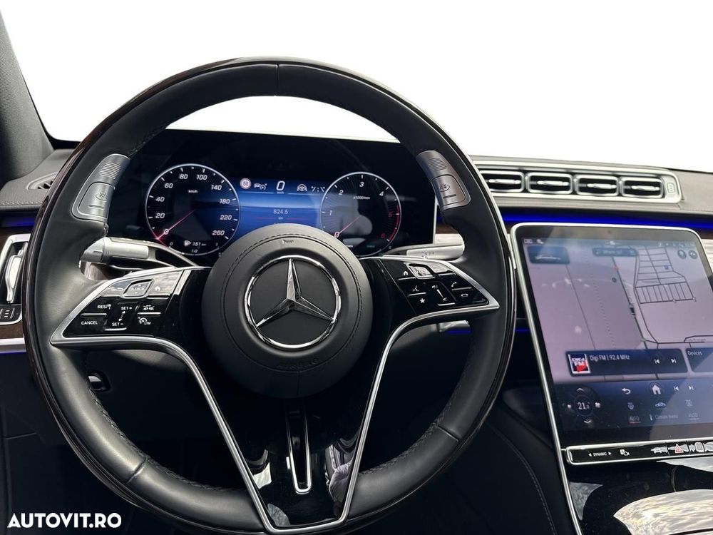 Mercedes-Benz S - 8