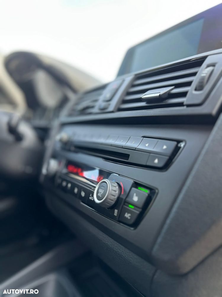 BMW Seria 1 118d Aut. - 17