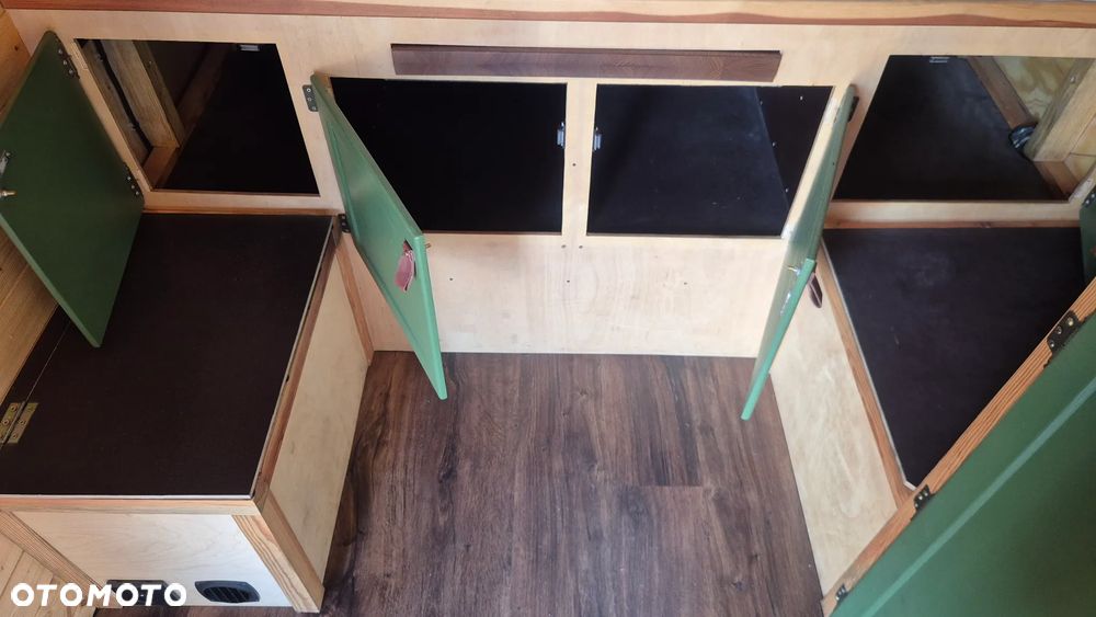 Mercedes-Benz Sprinter - 7