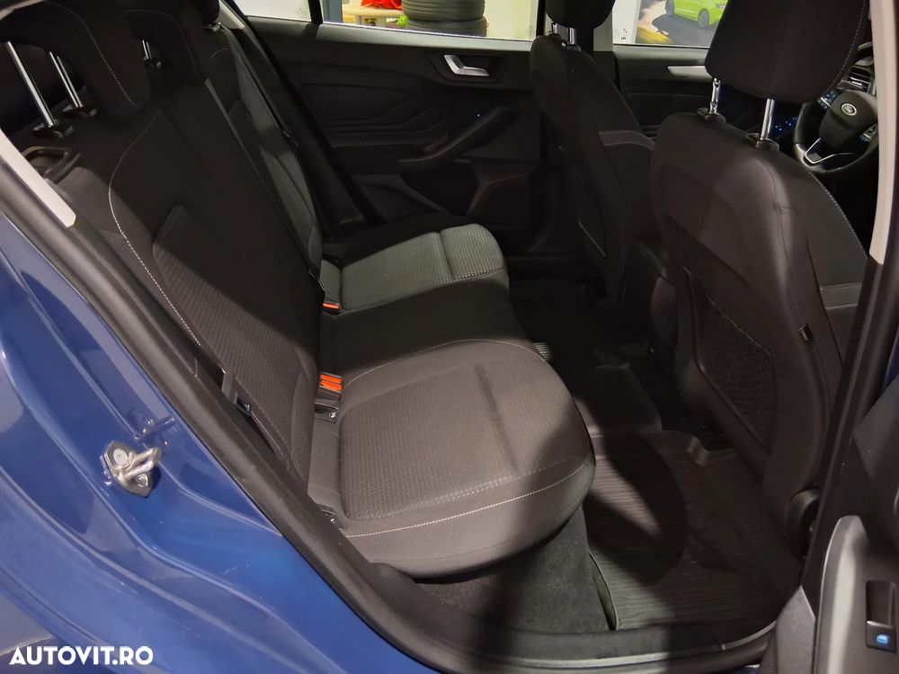 Ford Focus 1.0 EcoBoost Trend Edition - 34