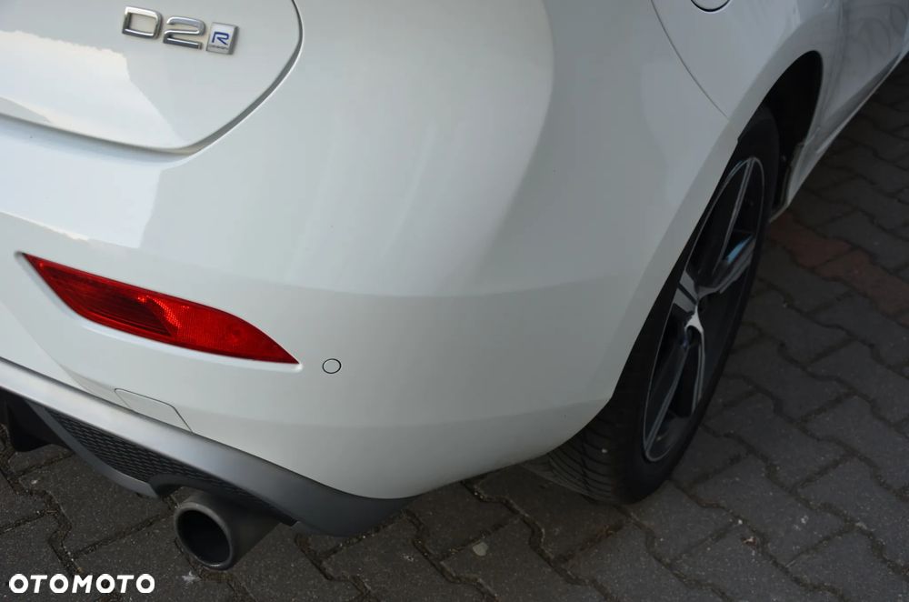 Volvo V40 D2 RDesign - 16