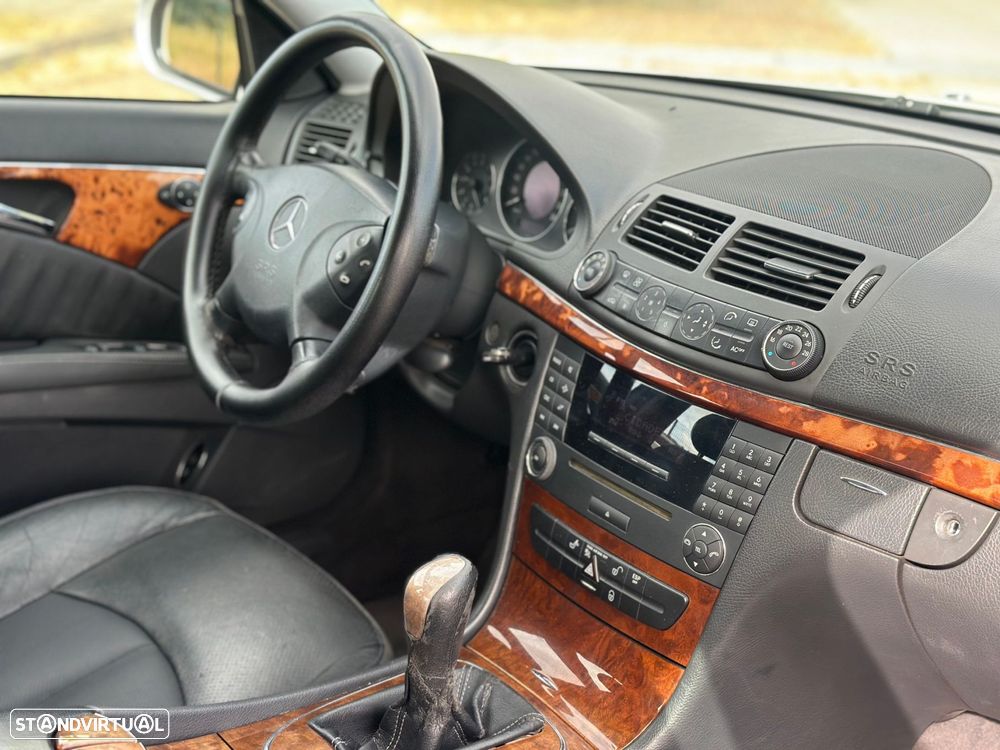 Mercedes-Benz E 270 CDi Elegance - 36