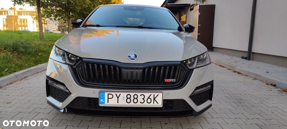Skoda Octavia 2.0 TSI DSG RS Plus - 2