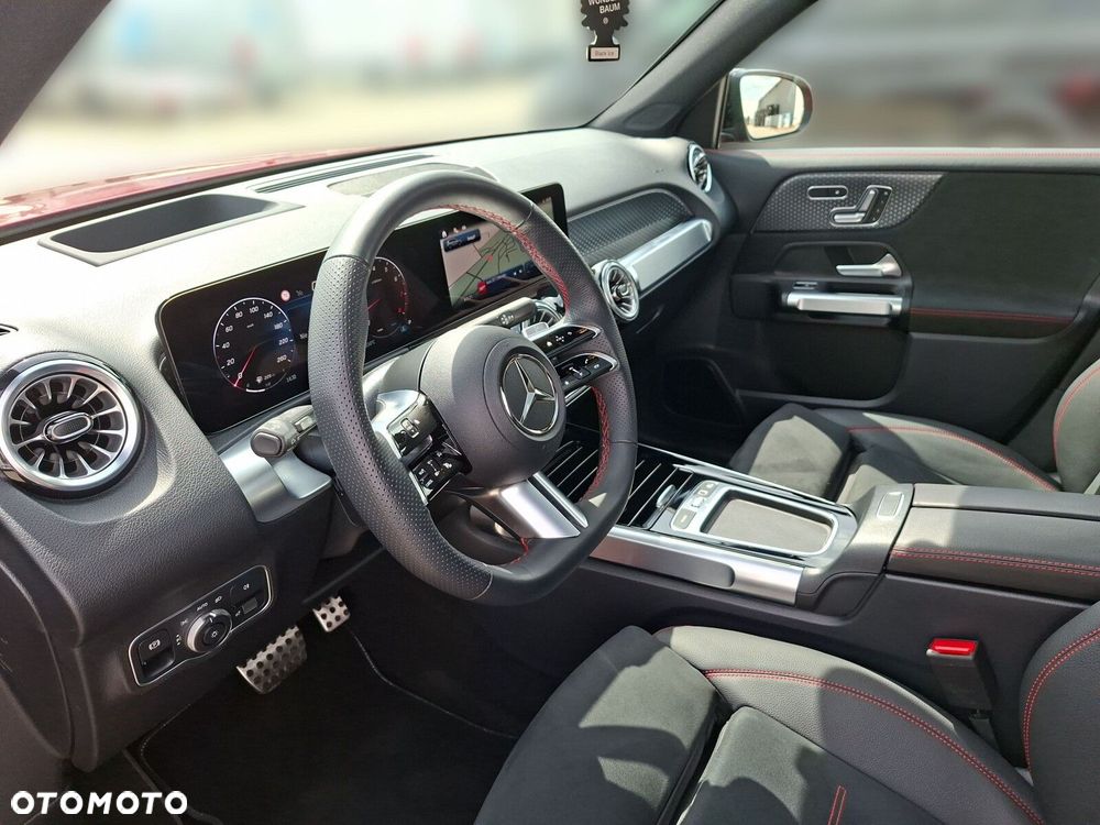 Mercedes-Benz GLB 220 mHEV 4-Matic AMG Line 8G-DCT - 10
