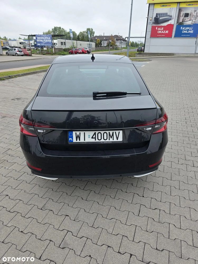 Skoda Superb 2.0 TDI SCR Sportline DSG - 7