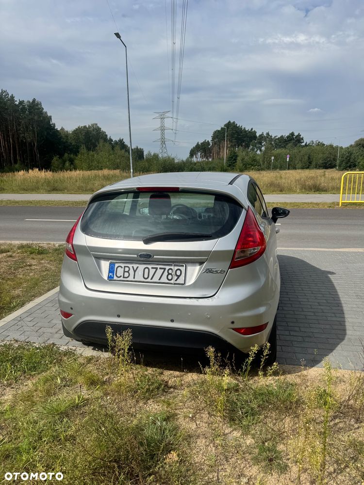 Ford Fiesta - 6