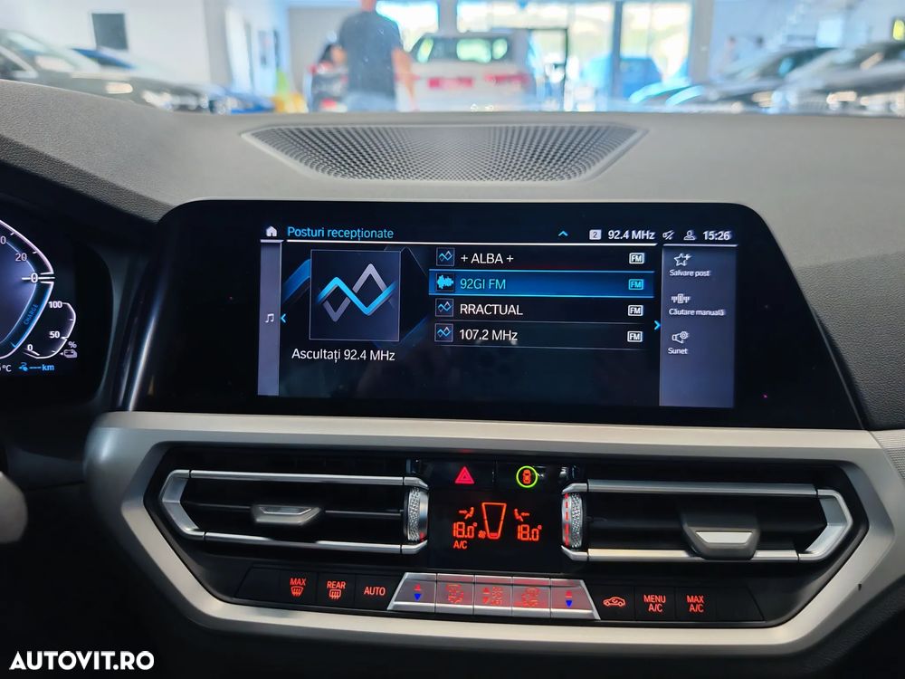 BMW Seria 3 330e AT PHEV - 11