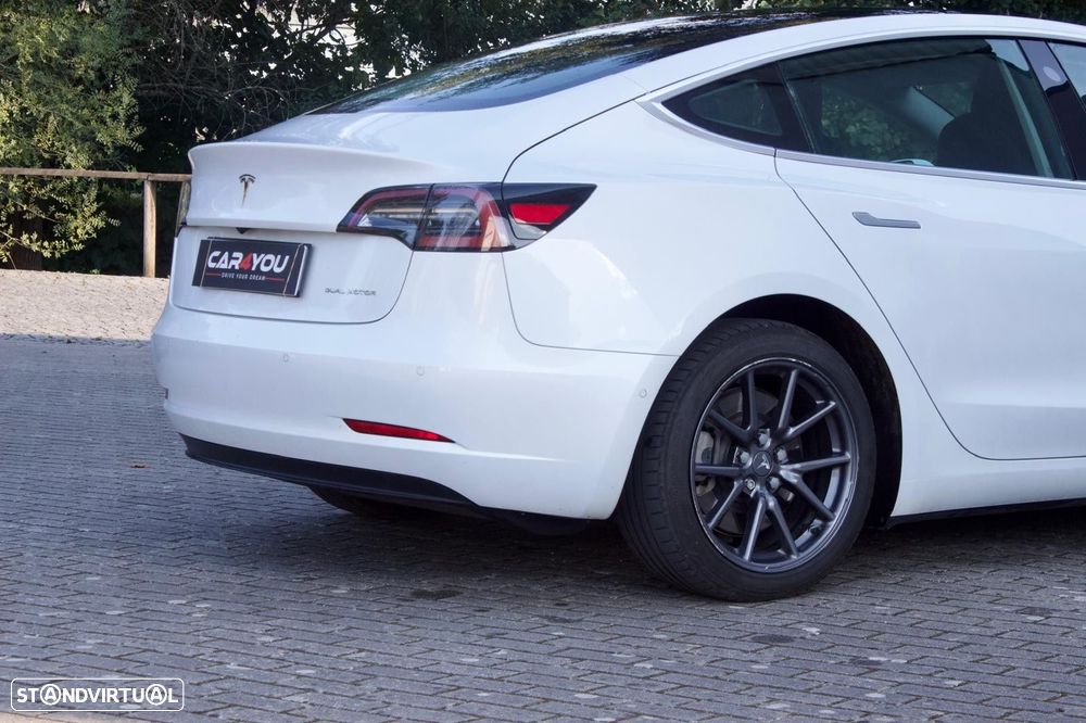 Tesla Model 3 Long-Range Dual Motor AWD - 7