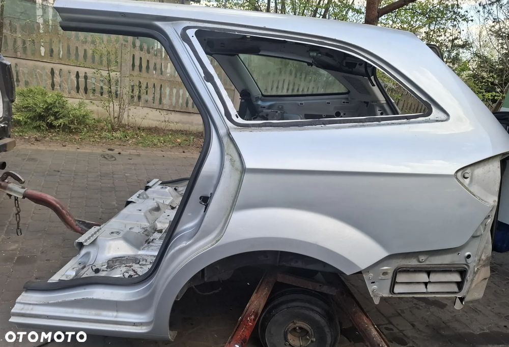 Ford Mondeo MK4 błotnik tył tylny prawy lewy kombi