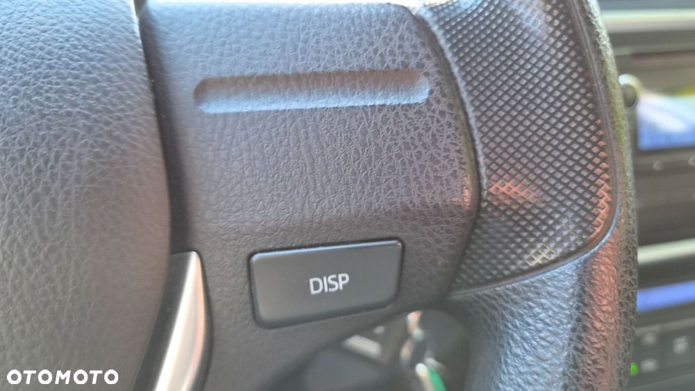 Toyota Auris 1.33 VVT-i Terra - 22