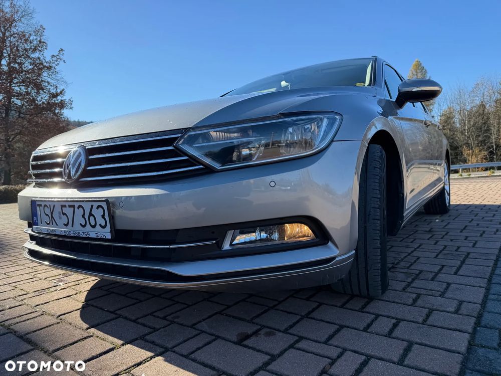 Volkswagen Passat Variant 1.6 TDI (BlueMotion Technology) DSG Comfortline - 11
