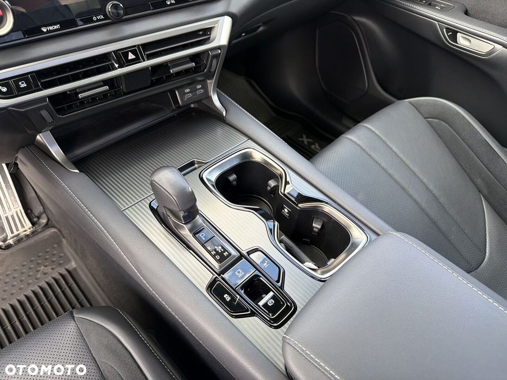 Lexus RX - 26