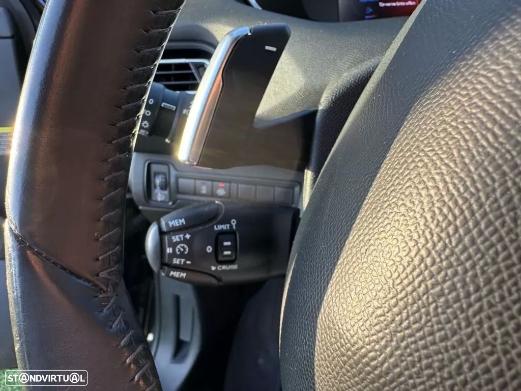 Peugeot 308 SW - 18