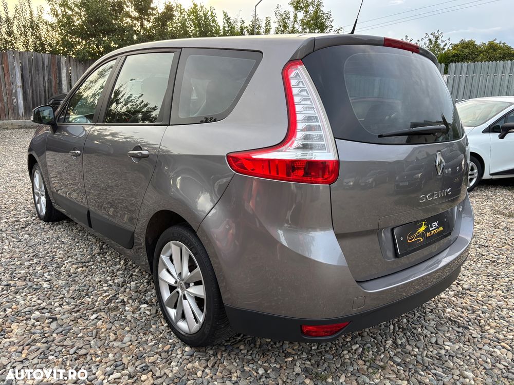 Renault Scenic 1.5dCi Expression - 11