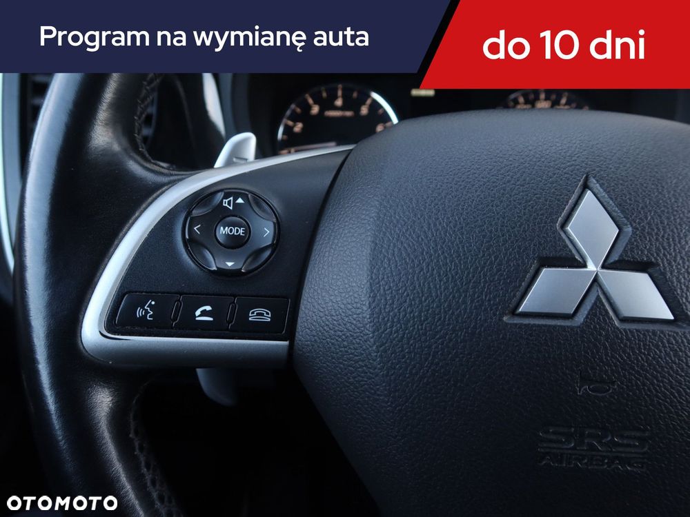 Mitsubishi Outlander - 19