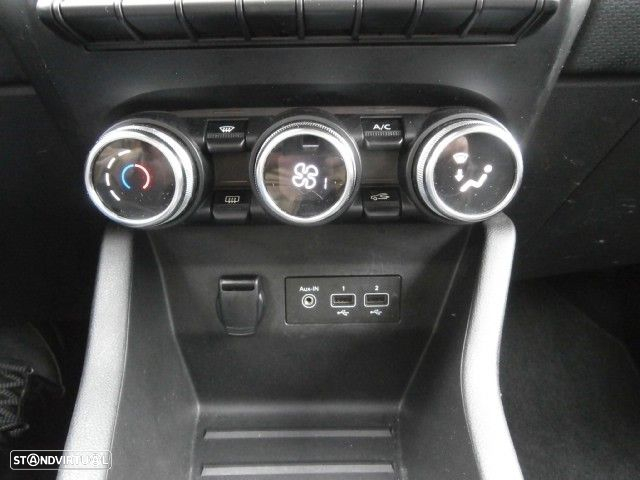Renault Clio 1.6 E-Tech Full Hybrid Techno - 17