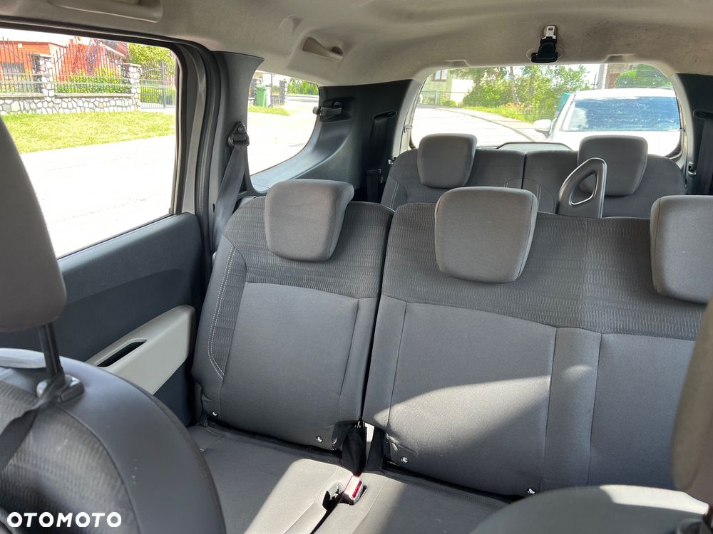 Dacia Lodgy 1.5 dCi Laureate - 8
