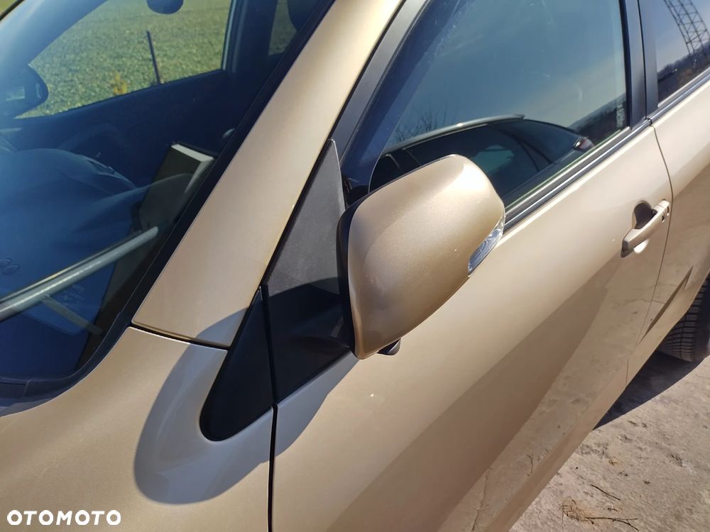 Toyota RAV4 2.0 VVT-i Premium MS - 18