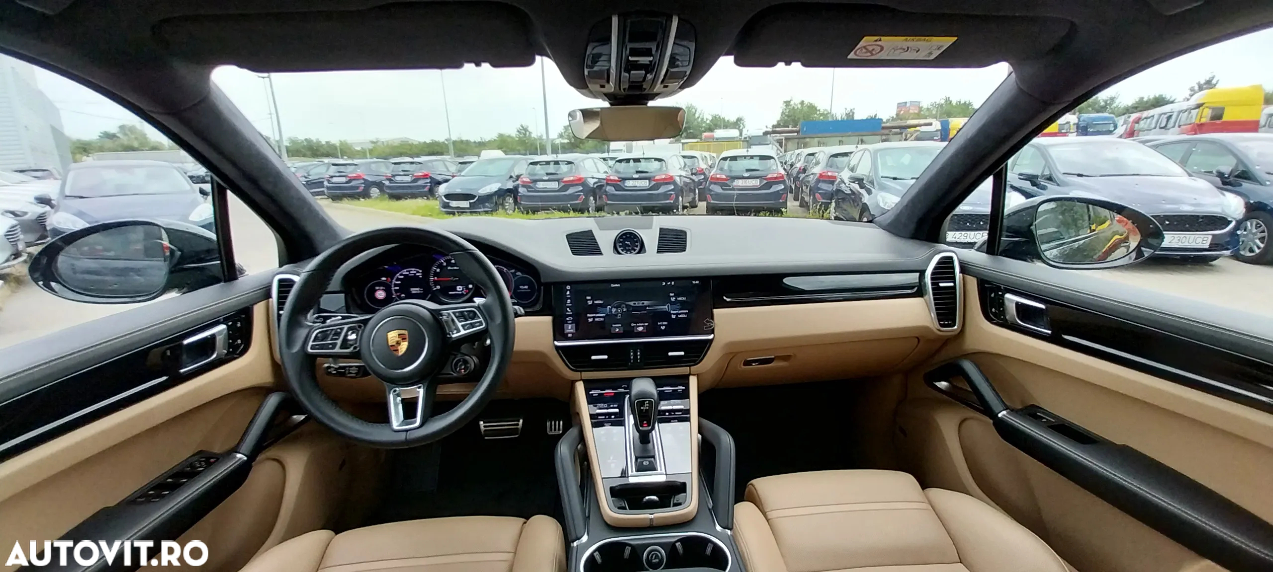 Porsche Cayenne Turbo - 11