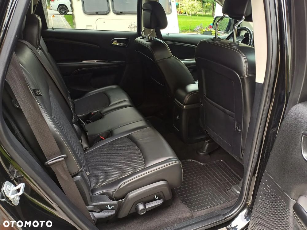 Dodge Journey - 14